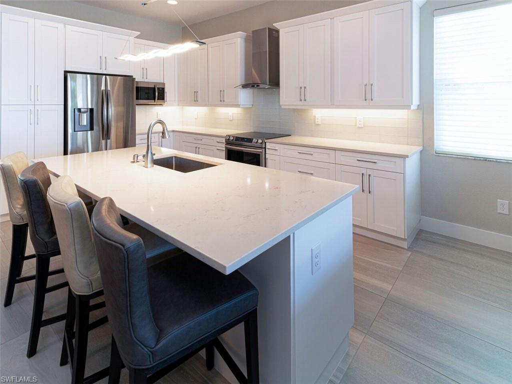 NAPLES PARK - Residential