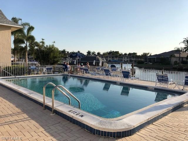 CORAL DEL RIO CONDO - Residential