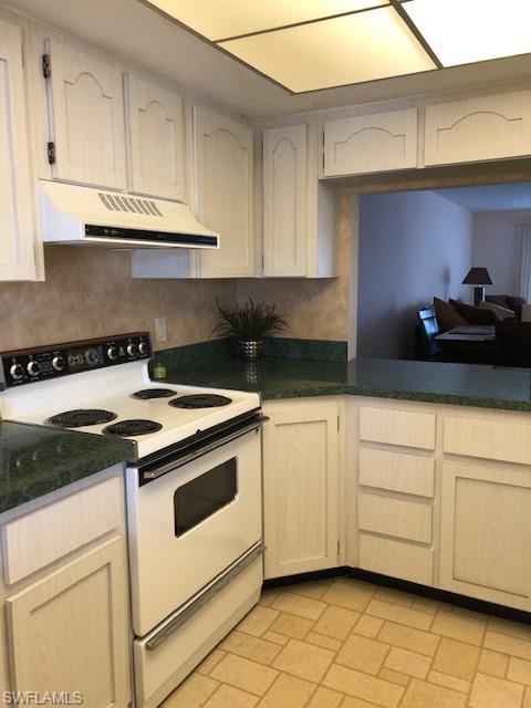 CORAL DEL RIO CONDO - Residential