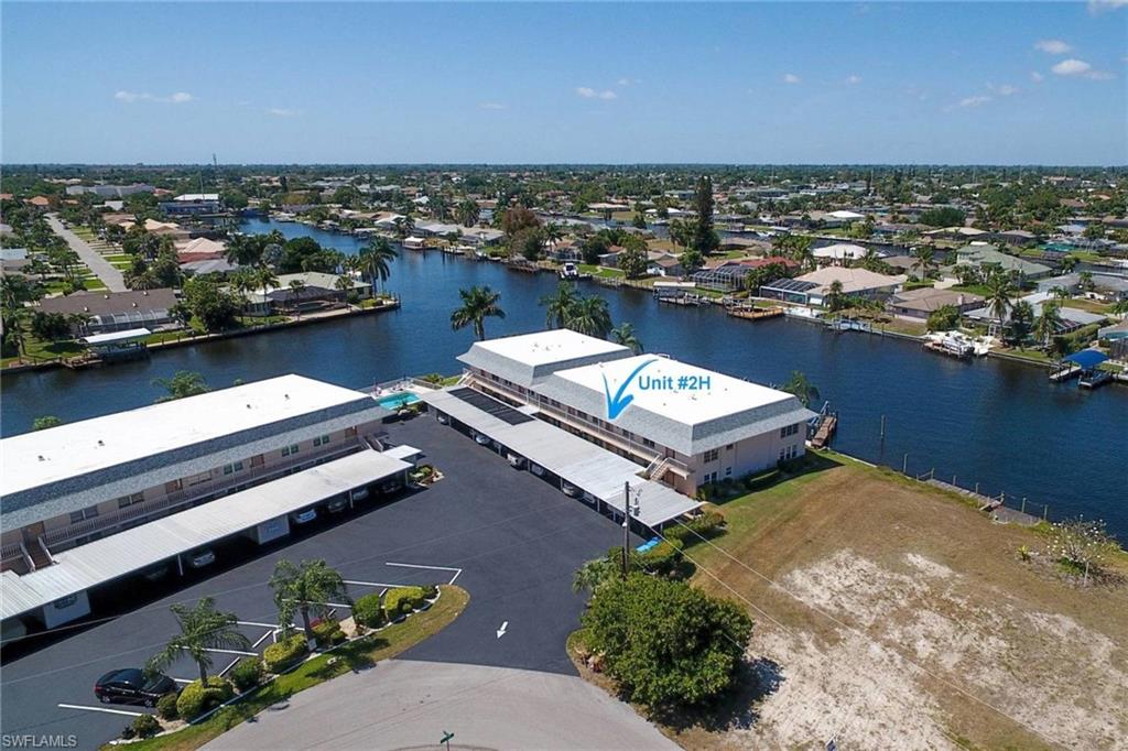 CORAL DEL RIO CONDO - Residential