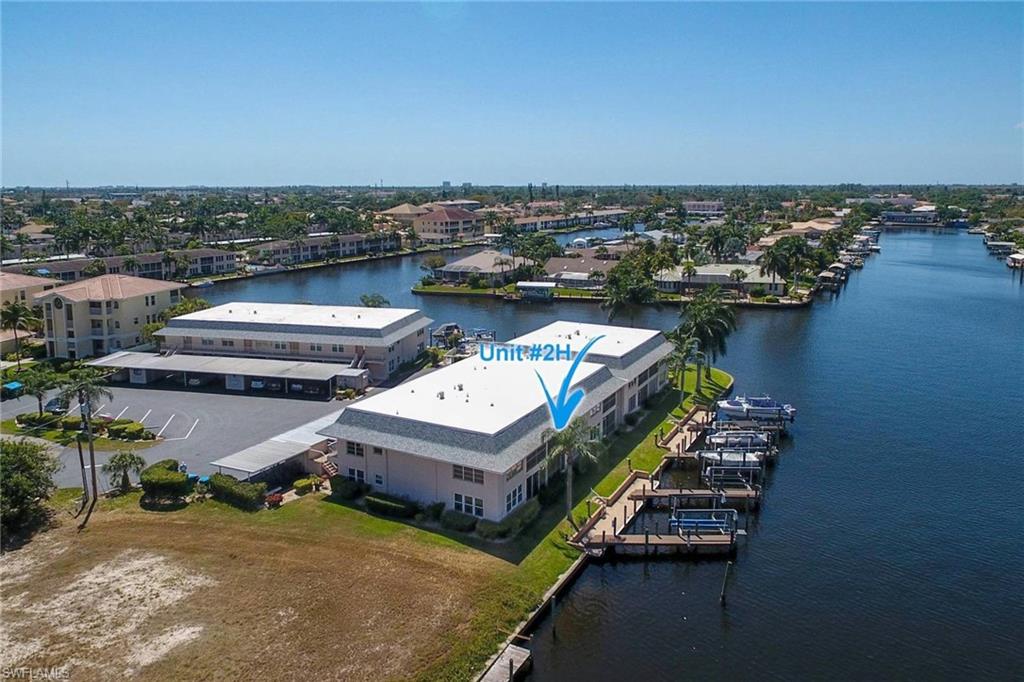 CORAL DEL RIO CONDO - Residential