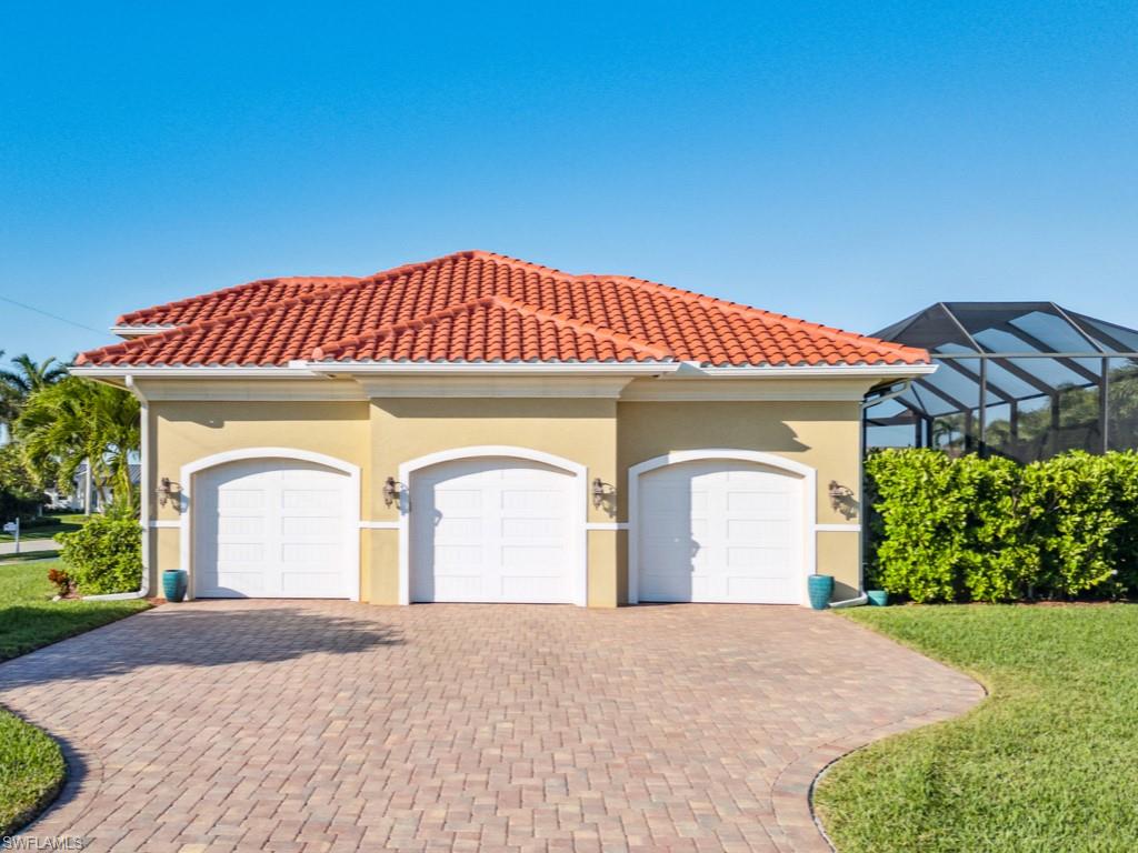 MARCO ISLAND - Residential