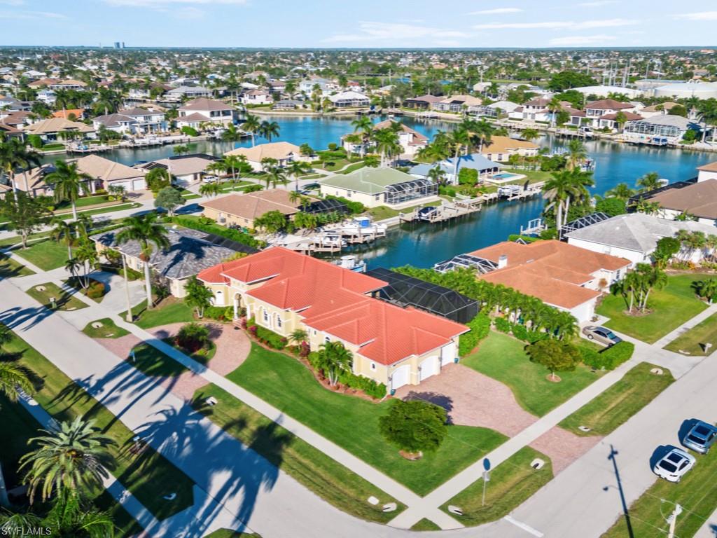 MARCO ISLAND - Residential