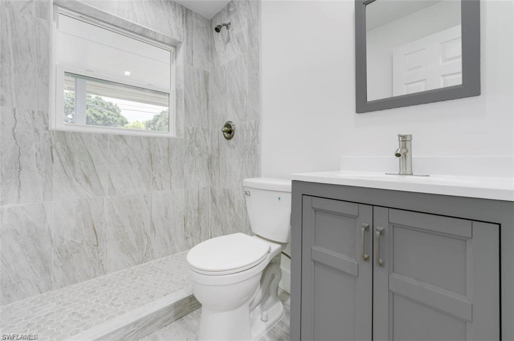 PINE VIEW VILLAS - Residential