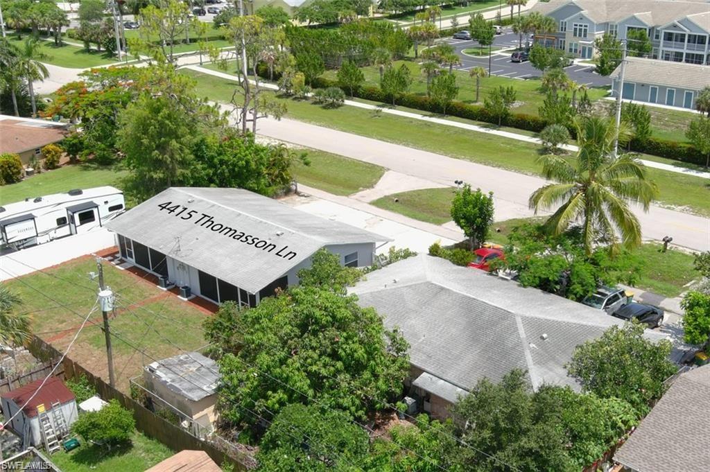 PINE VIEW VILLAS - Residential