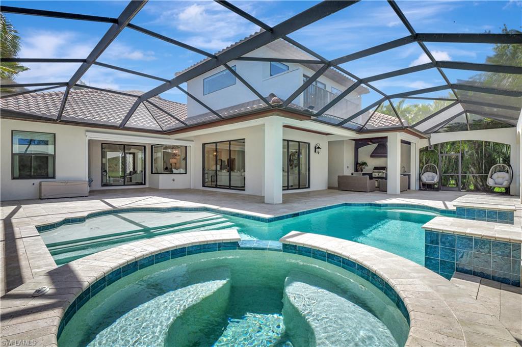 3301 Runaway LN
