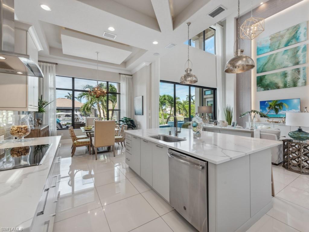 MARCO ISLAND - Residential