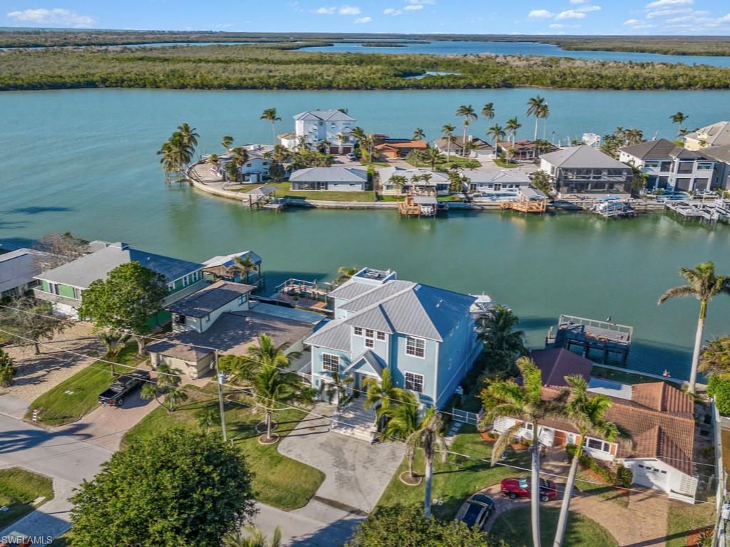 ISLES OF CAPRI - Residential