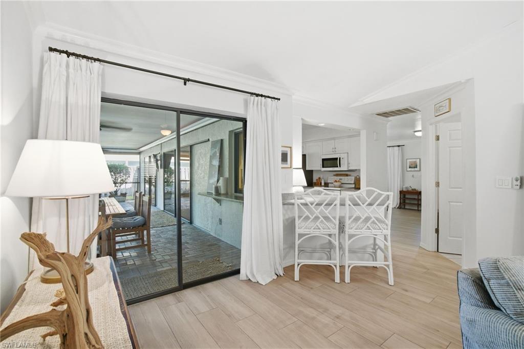 RIVER REACH - Residential