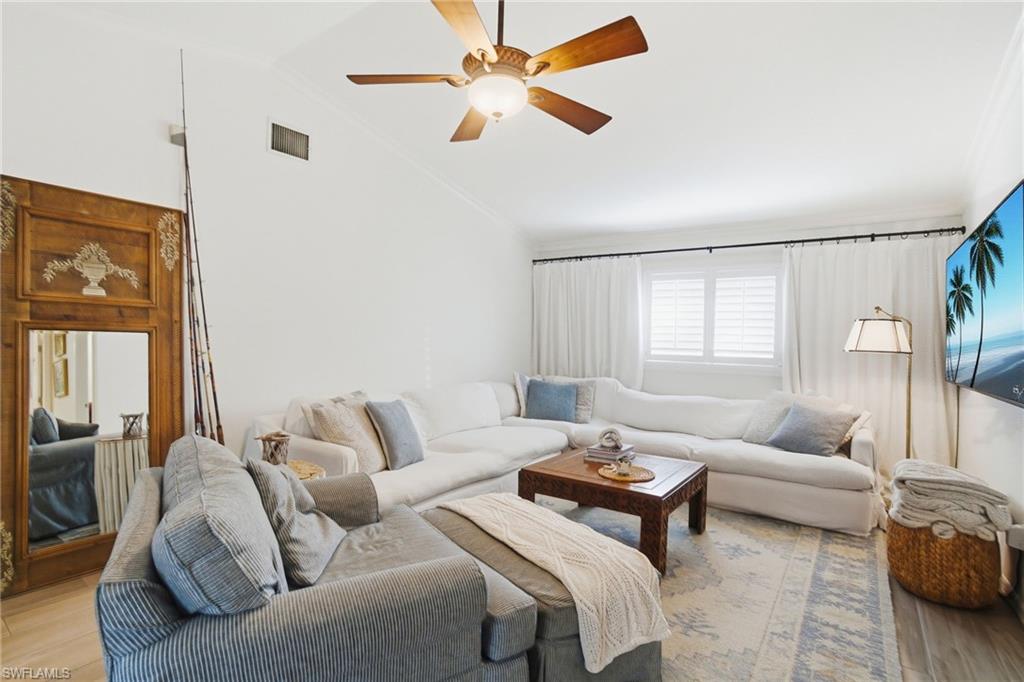 RIVER REACH - Residential