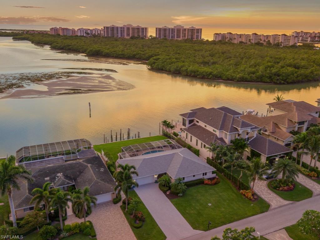 MARCO BEACH - Residential