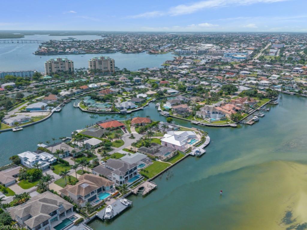 MARCO BEACH - Residential