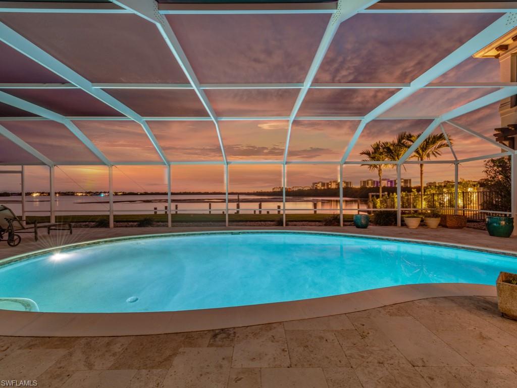 MARCO BEACH - Residential