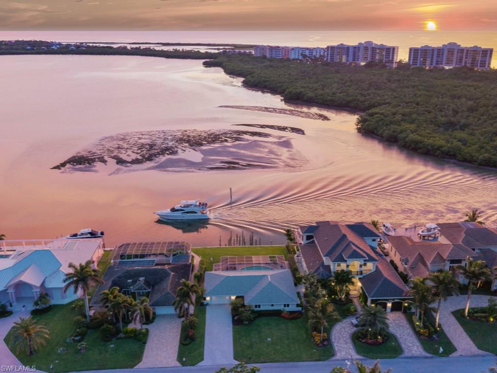 MARCO BEACH - Residential