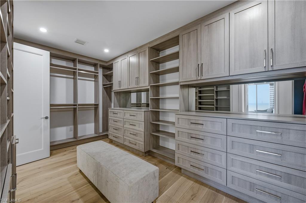 KALEA BAY TOWER 400 - Residential