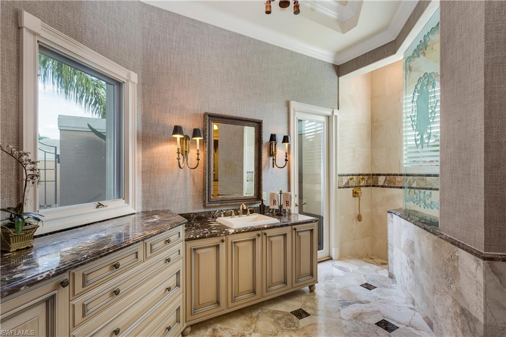 QUAIL WEST - Residential