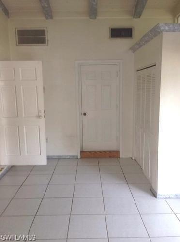 SAN CARLOS PARK - Residential