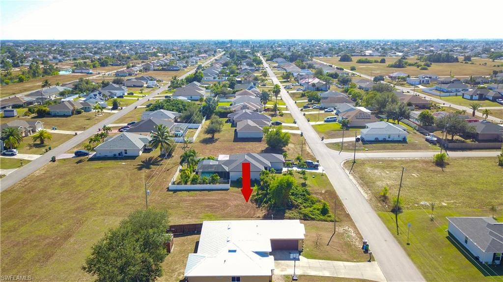 CAPE CORAL - Land