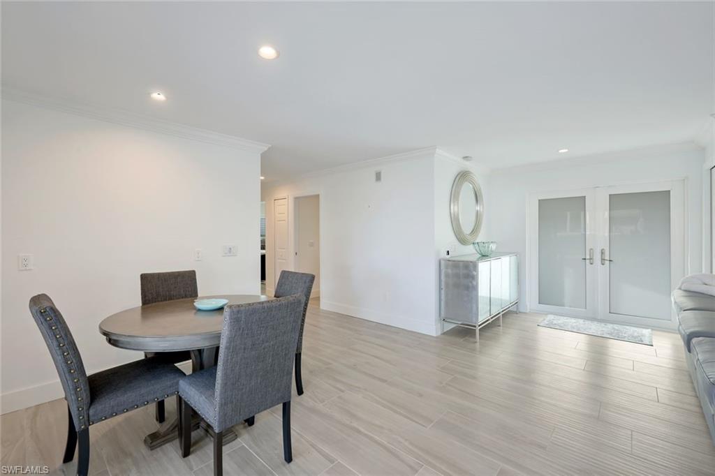 ROYAL HARBOR - Residential