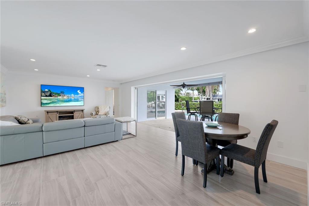 ROYAL HARBOR - Residential