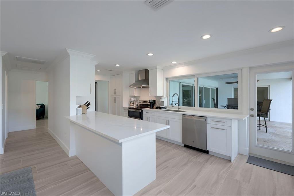 ROYAL HARBOR - Residential