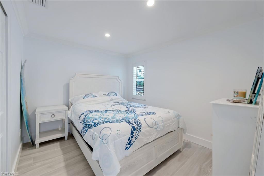 ROYAL HARBOR - Residential