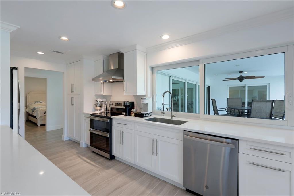 ROYAL HARBOR - Residential