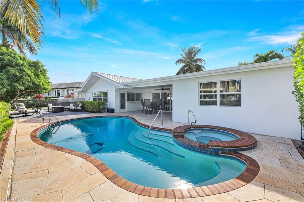 ROYAL HARBOR - Residential