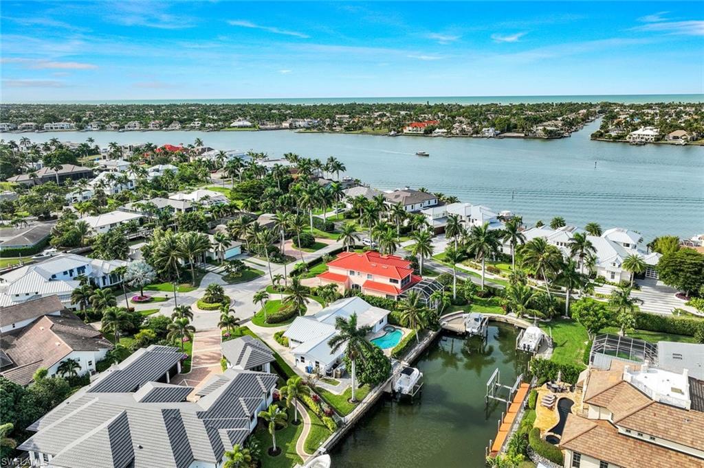 ROYAL HARBOR - Residential