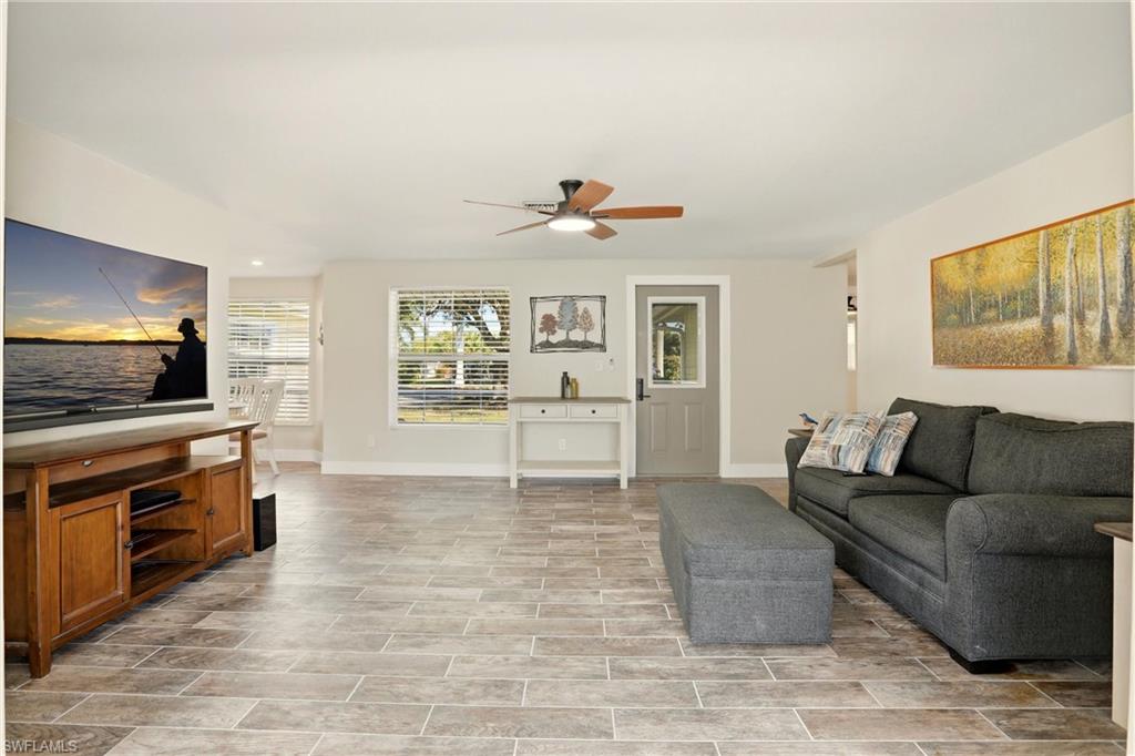 YACHT CLUB COLONY - Residential