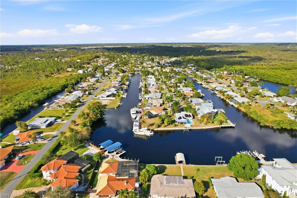 YACHT CLUB COLONY - Residential