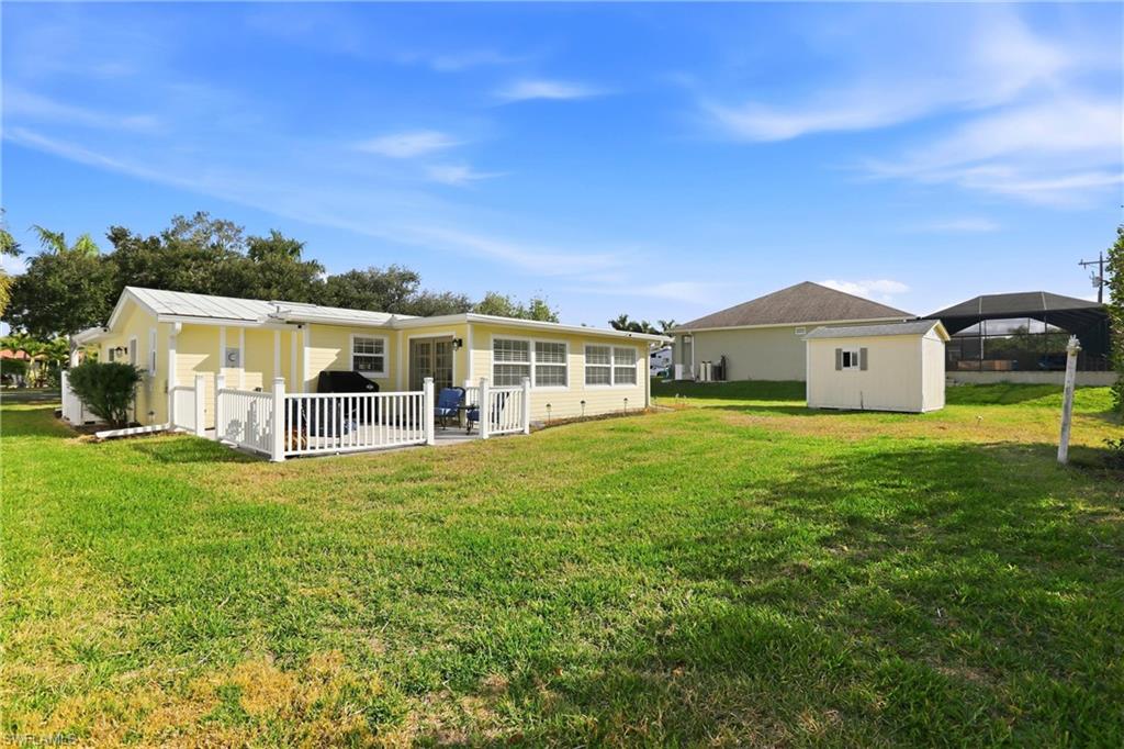 YACHT CLUB COLONY - Residential