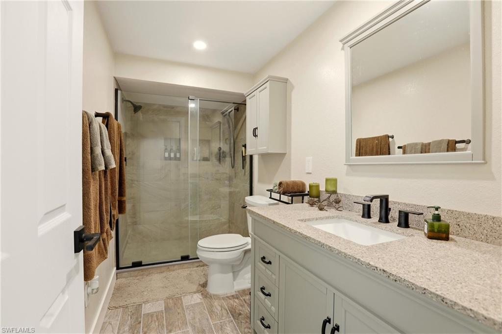 YACHT CLUB COLONY - Residential