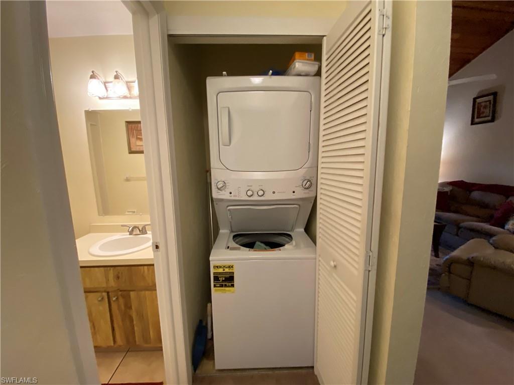 COMPASS POINTE - Residential