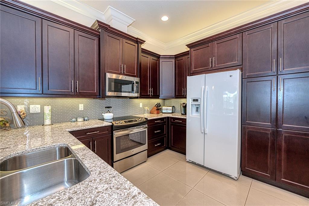 MARBELLA ISLES - Residential