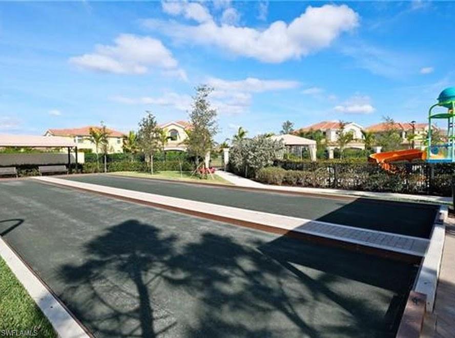 MARBELLA ISLES - Residential