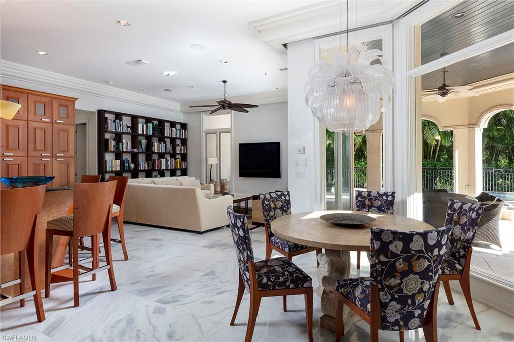 ESCADA AT TIBURON - Residential