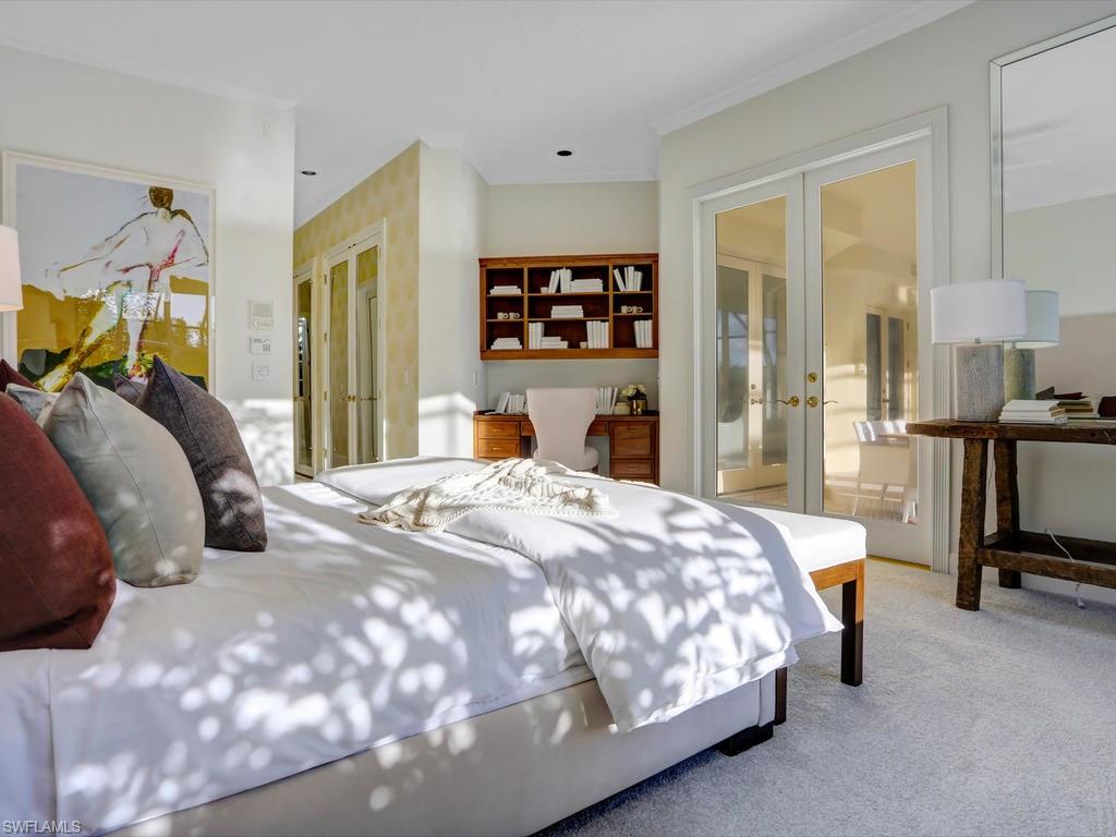 VIZCAYA AT BAY COLONY - Residential