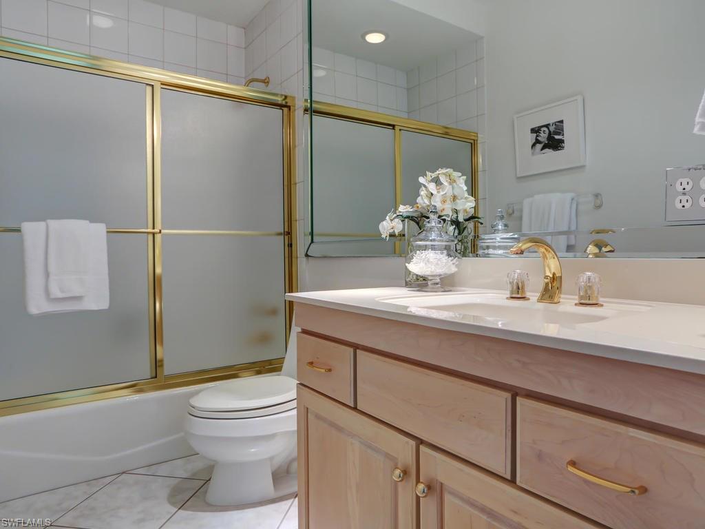 VIZCAYA AT BAY COLONY - Residential