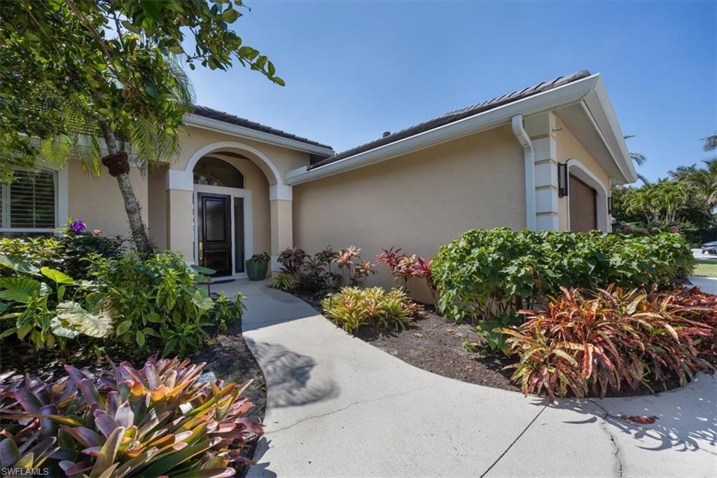 MOORINGS - Residential