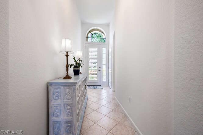 23110 Oakglen LN
