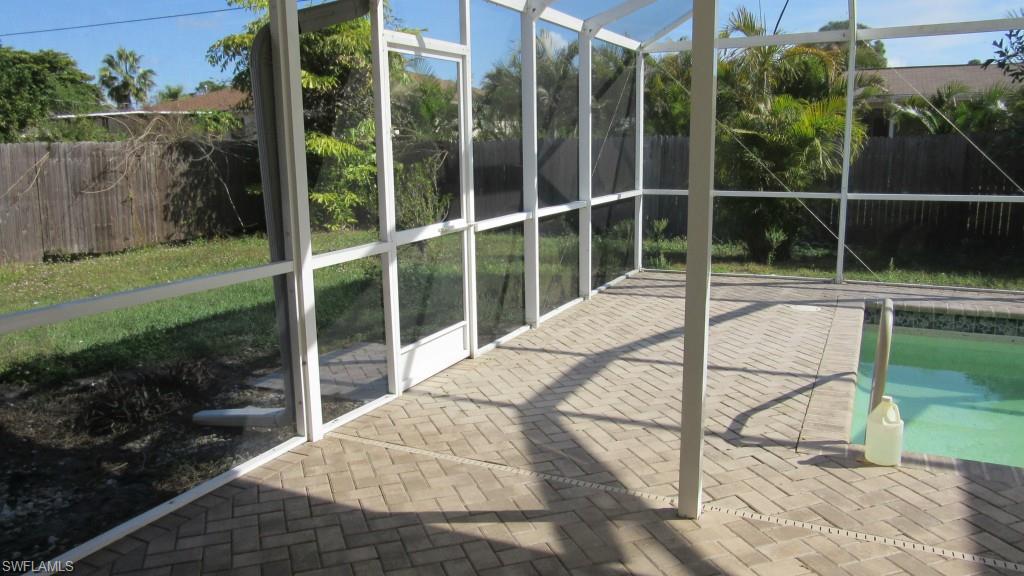 SAN CARLOS PARK - Residential