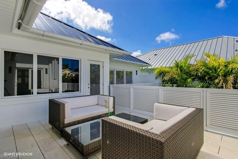 OLDE NAPLES - Residential