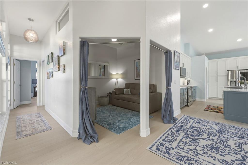 MARINERS COVE VILLAGE - Residential