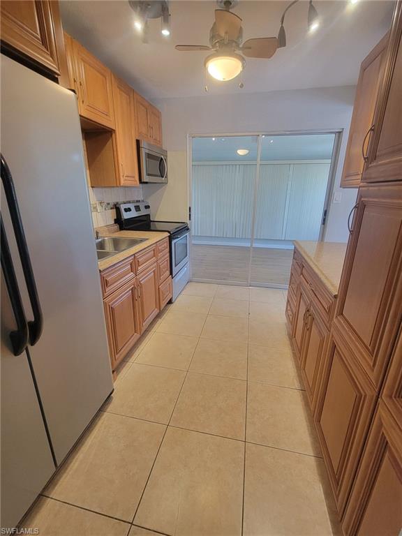 ORANGE GROVE PARK - Residential Lease