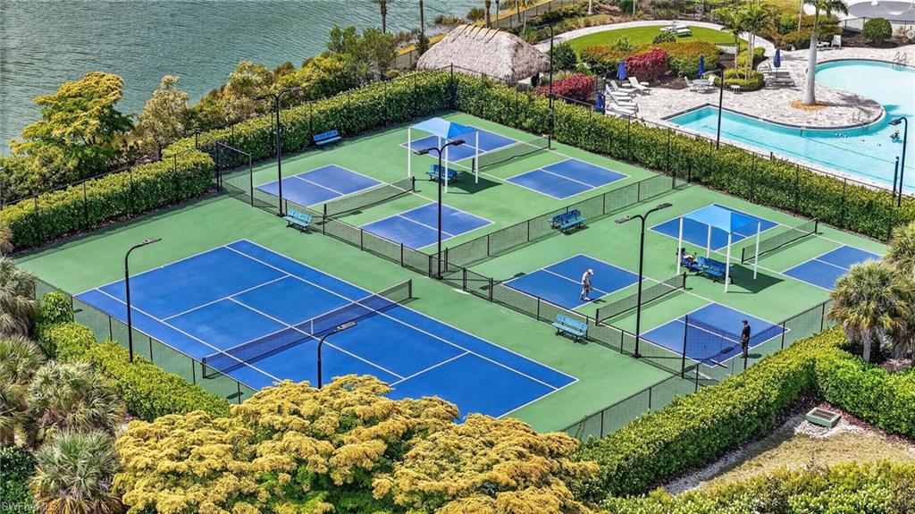 ENTRADA - Residential