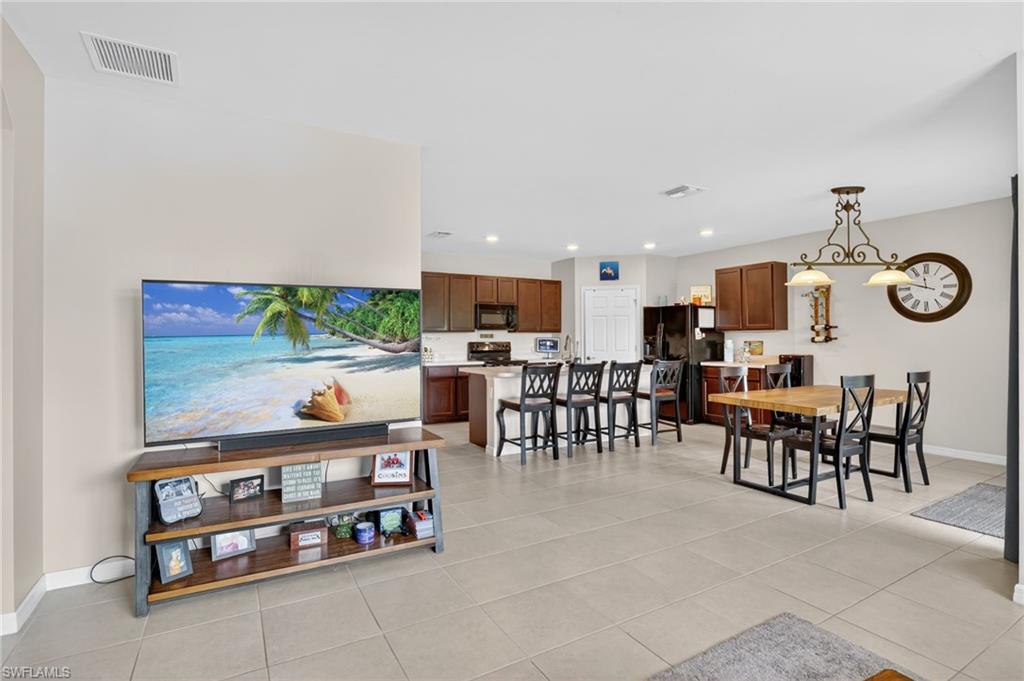 ENTRADA - Residential