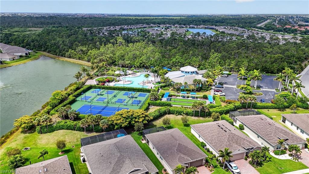 ENTRADA - Residential