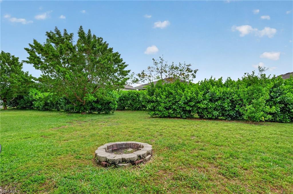 ENTRADA - Residential