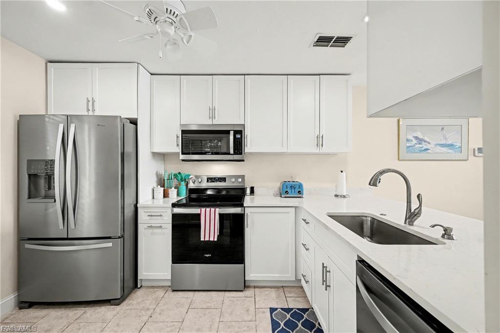 CINNAMON COVE - Residential Lease